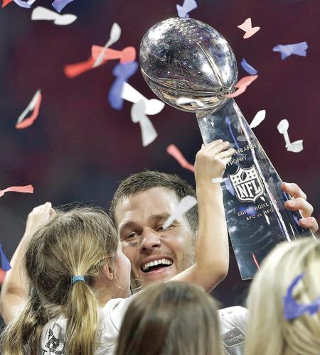 Patriots beat Rams 13-3 in lowest scoring Super Bowl ever