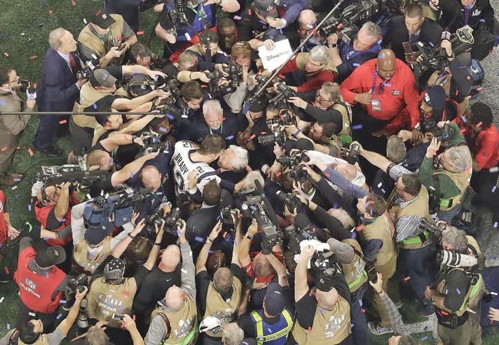 Patriots beat Rams 13-3 in lowest scoring Super Bowl ever